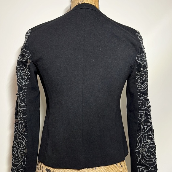 NANETTE LEPORE | Black Protagonist Floral Embroidered Ponte Jacket. Sz. 0 - Picture 8 of 11